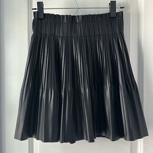 7 For All Mankind Black Skirt Size Small